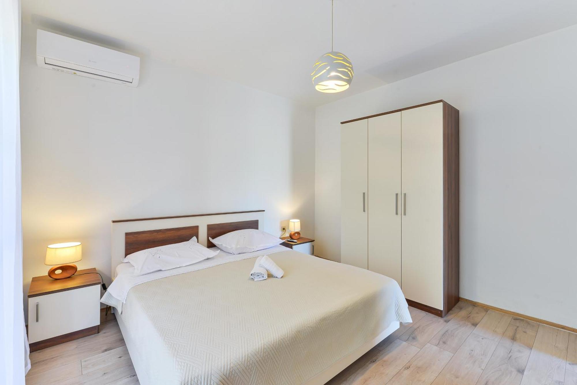 Apartments With A Parking Space Bibinje, Zadar - 12270 Room photo